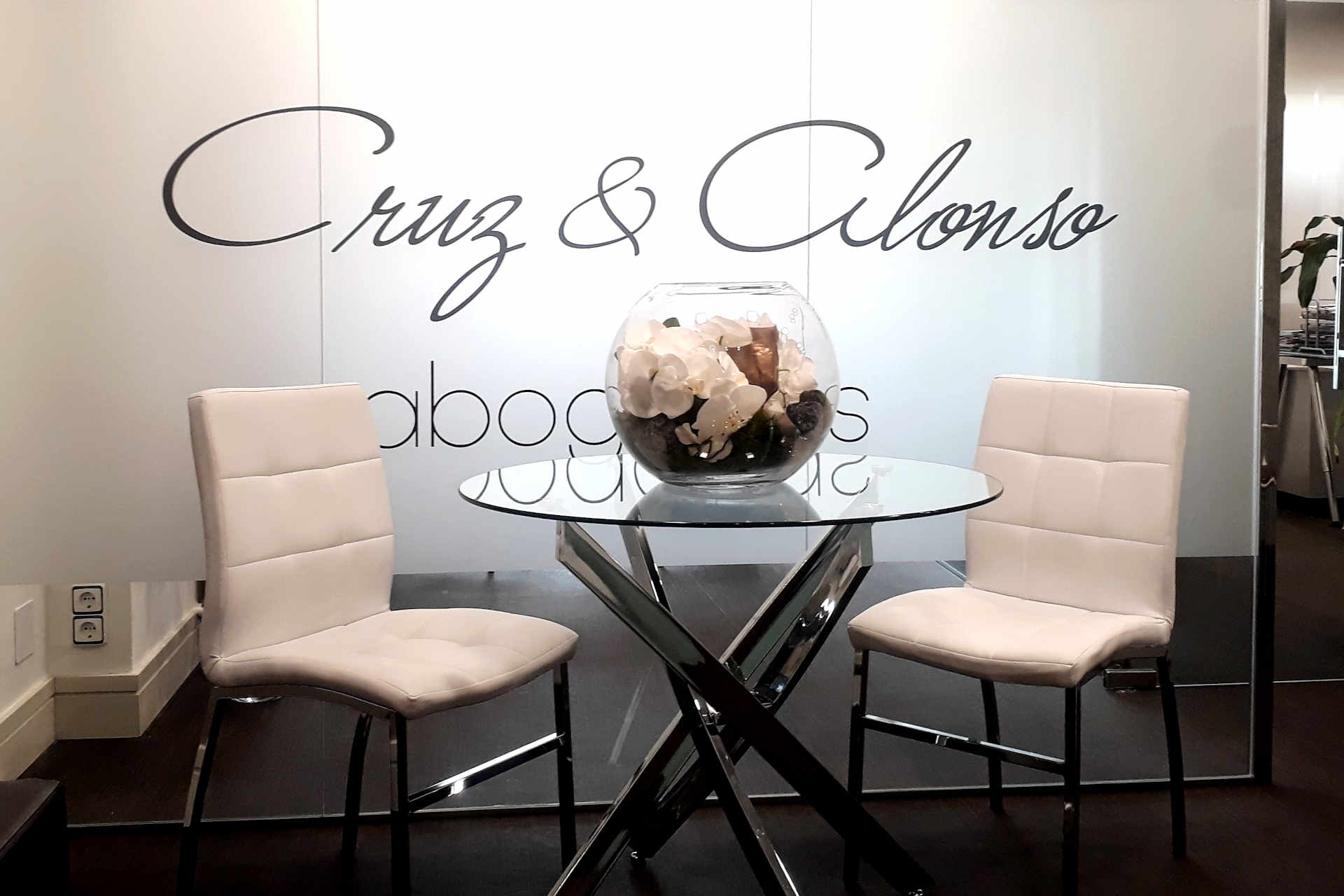 Cruz, Alonso & Herrero – Abogadas