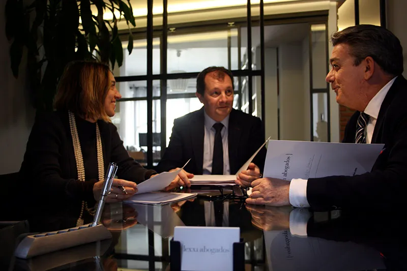 LEXXI Abogados.